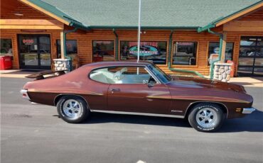 Pontiac-Le-Mans-1971-2-door-coupe-19