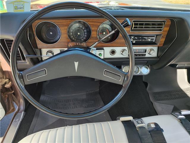 Pontiac-Le-Mans-1971-2-door-coupe-29