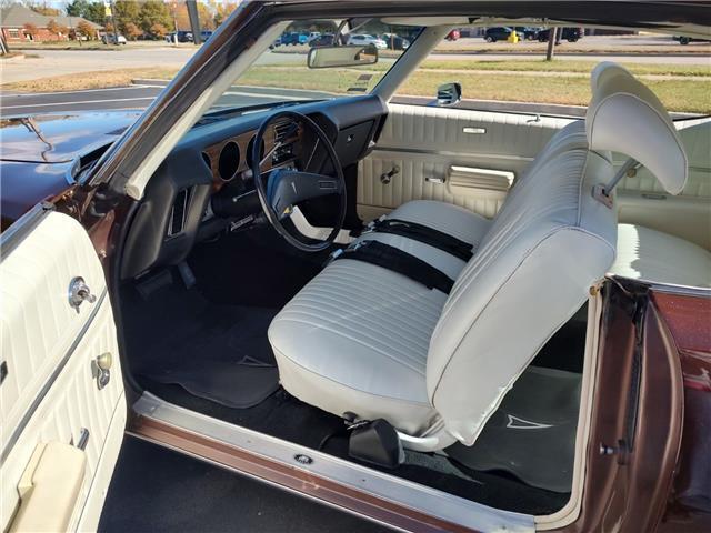 Pontiac-Le-Mans-1971-2-door-coupe-31