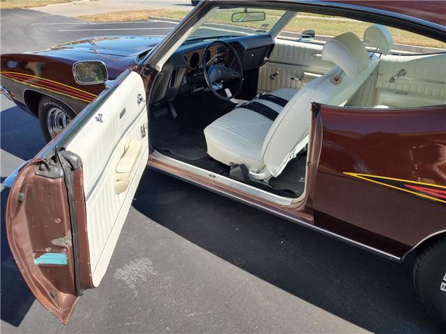 Pontiac-Le-Mans-1971-2-door-coupe-37