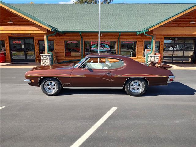 Pontiac-Le-Mans-1971-2-door-coupe-6