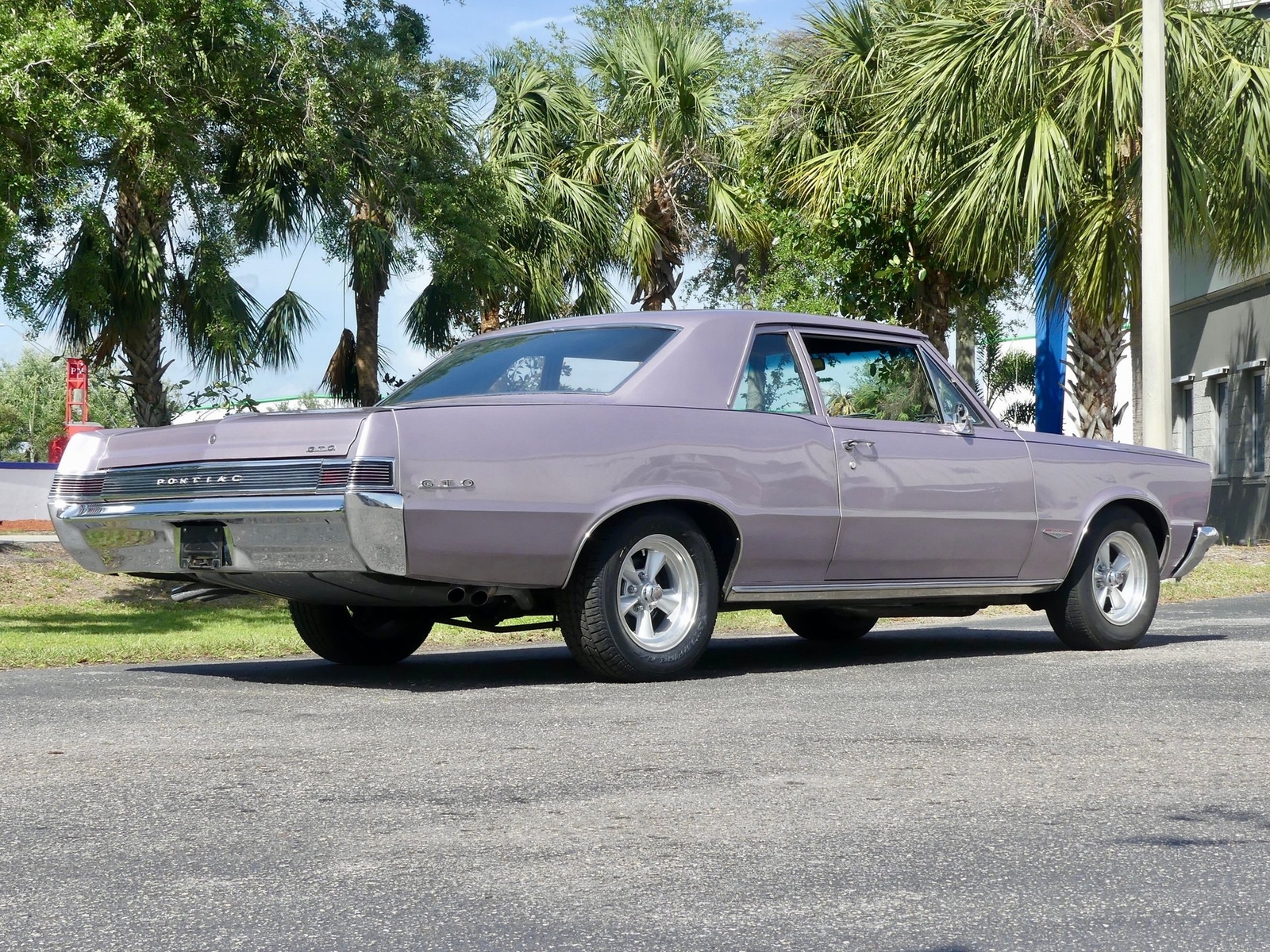 Pontiac-LeMans-1965-Coupe-19