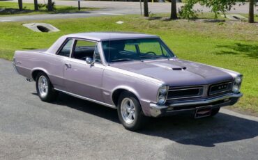 Pontiac-LeMans-1965-Coupe-23