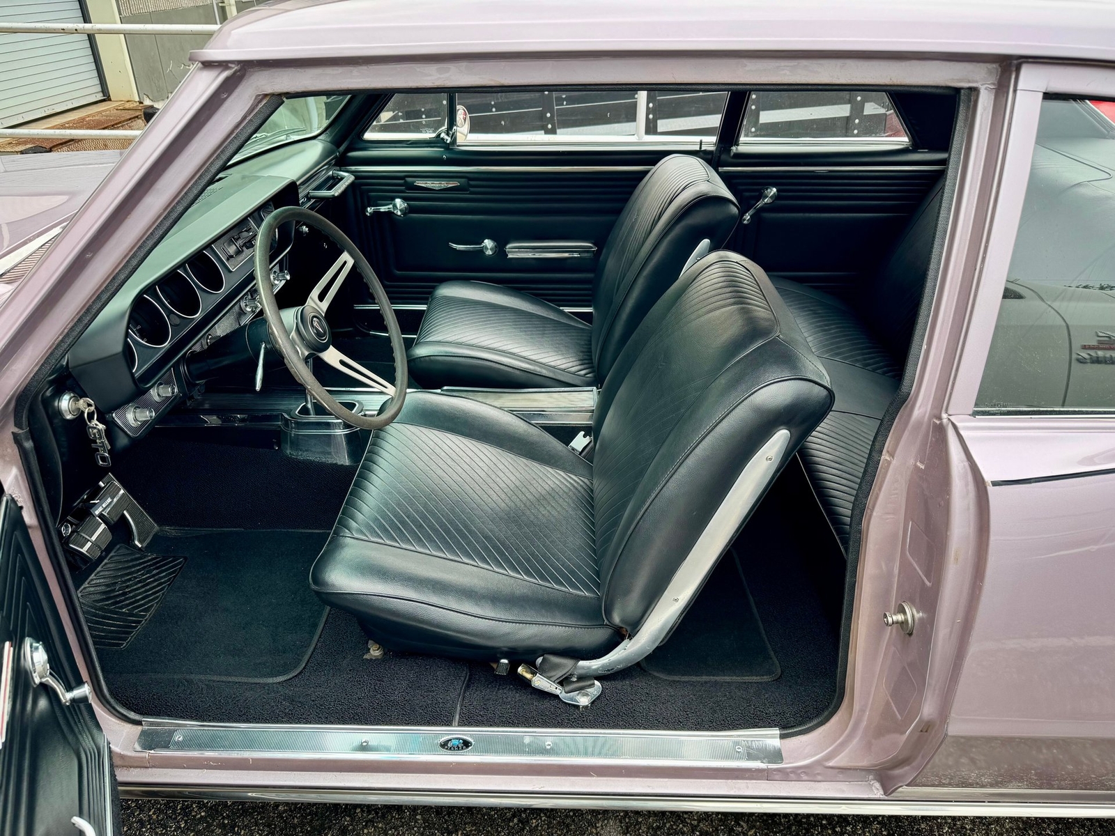 Pontiac-LeMans-1965-Coupe-3