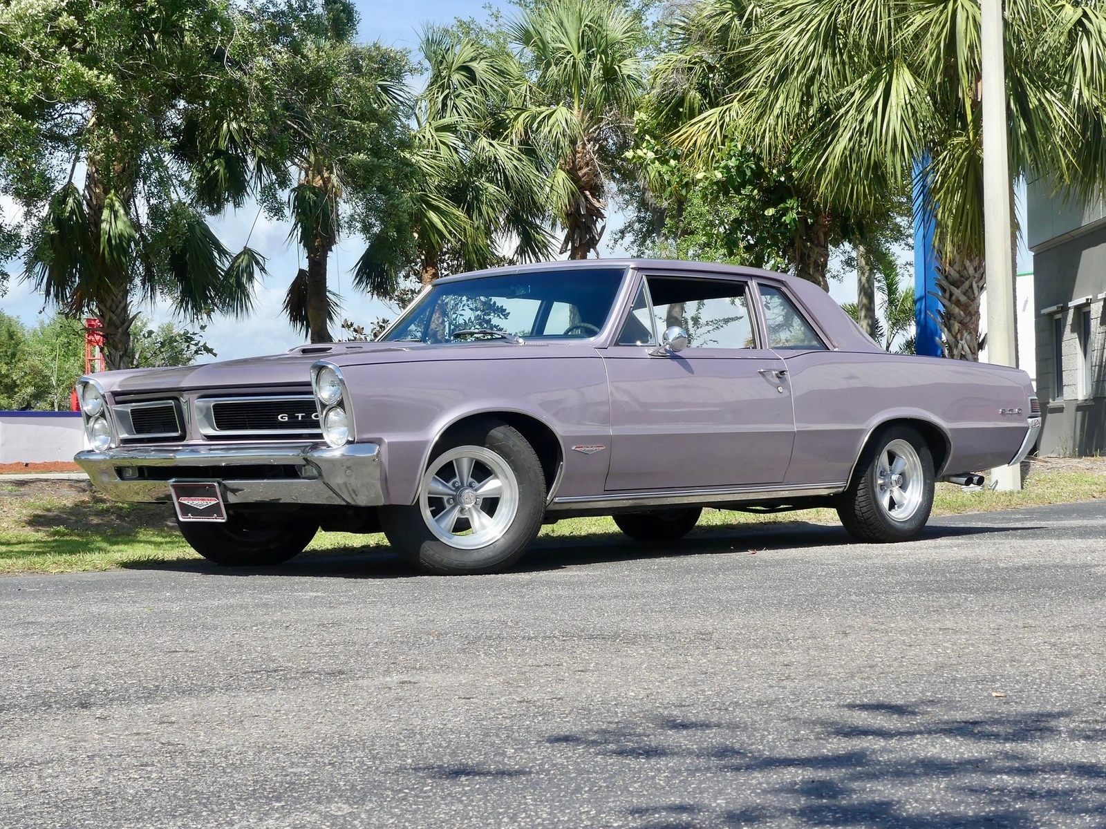 Pontiac-LeMans-1965-Coupe-7