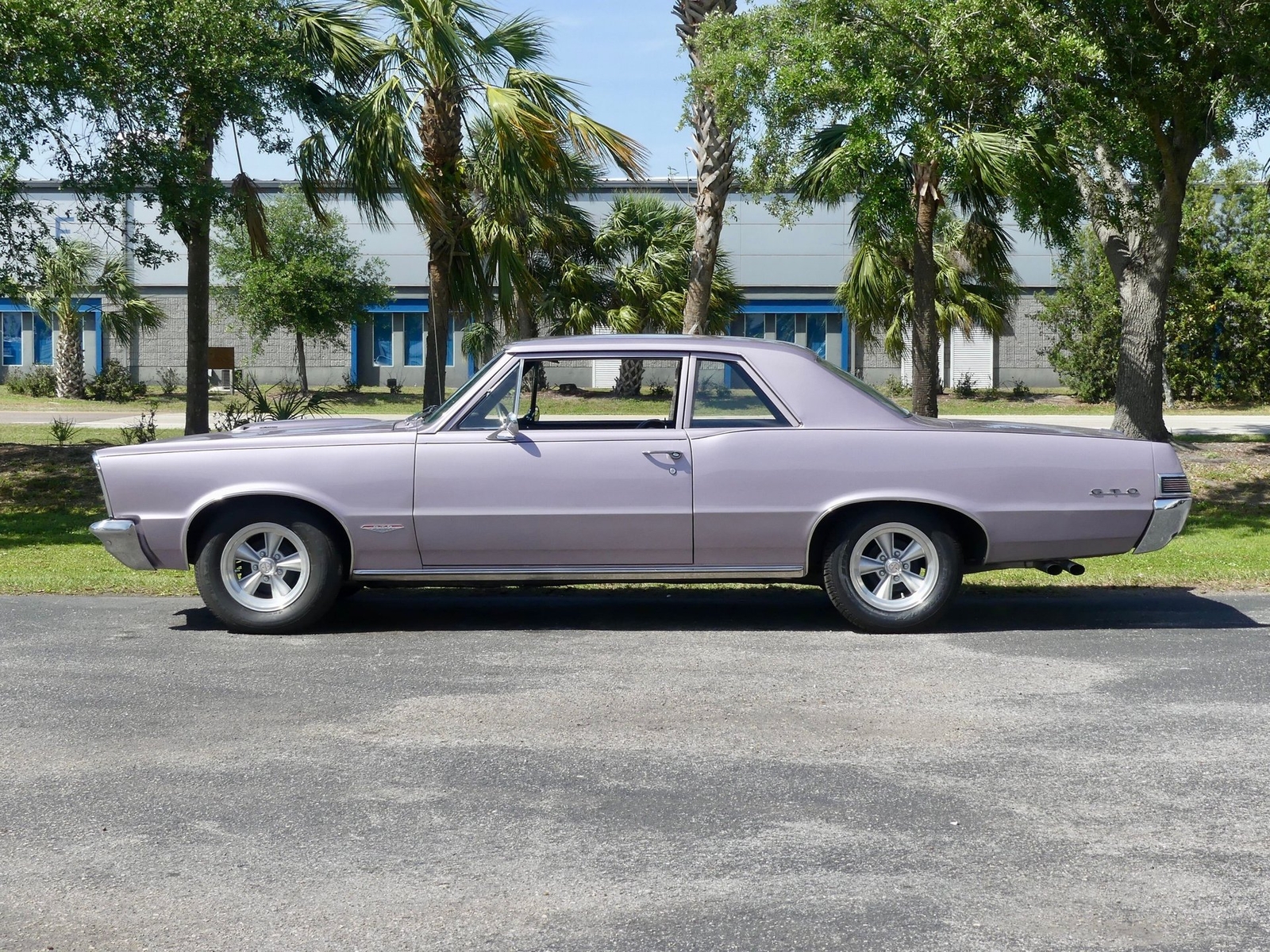 Pontiac-LeMans-1965-Coupe-8