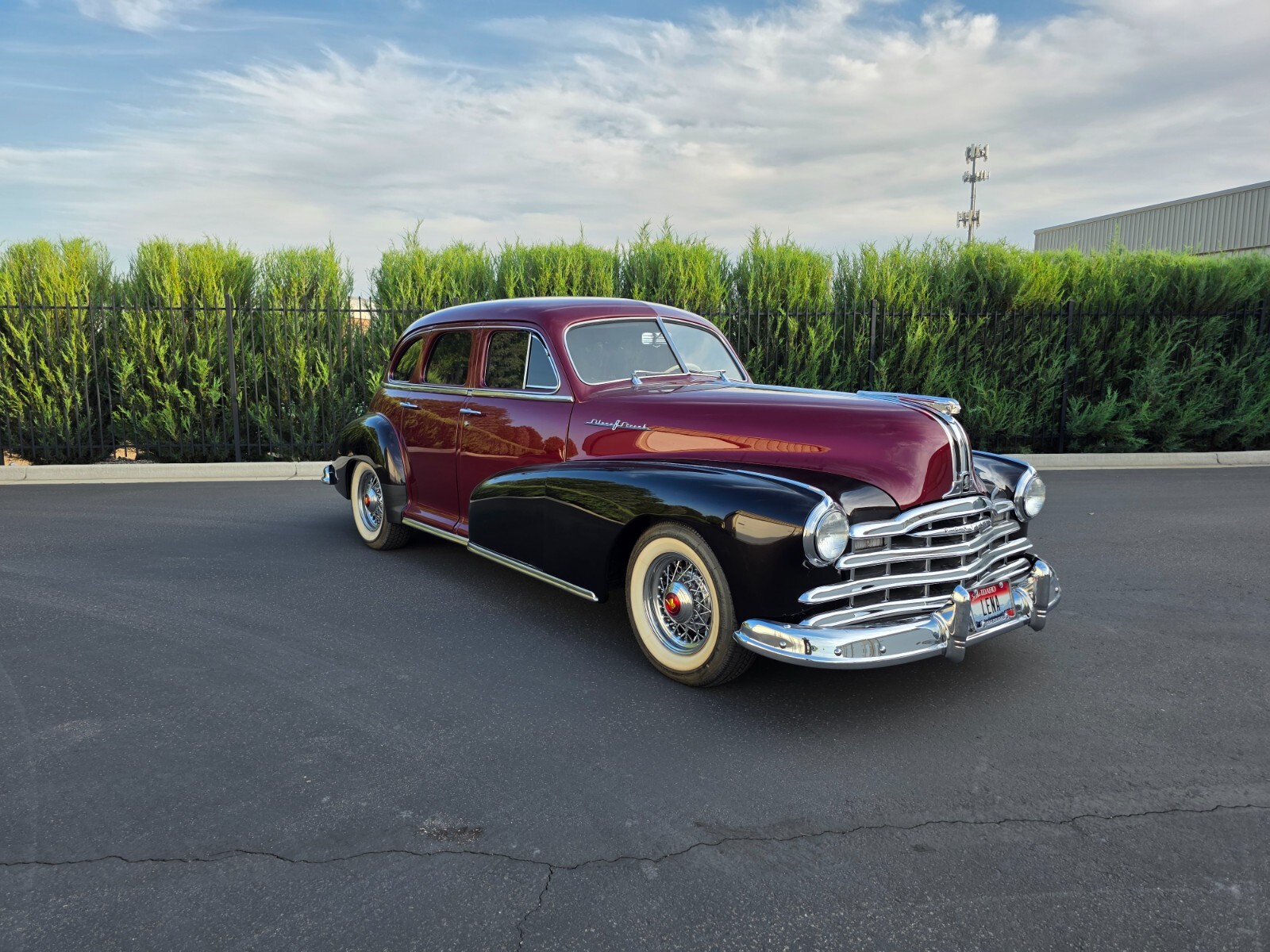 Pontiac-Silver-Streak-1948-Sedan