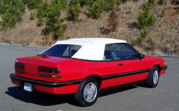 Pontiac-Sunbird-1990-Convertible-1