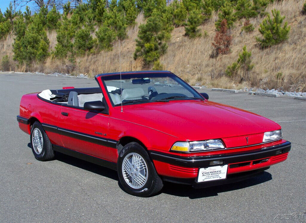 Pontiac-Sunbird-1990-Convertible-2