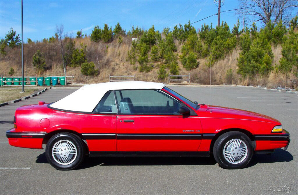 Pontiac-Sunbird-1990-Convertible-5