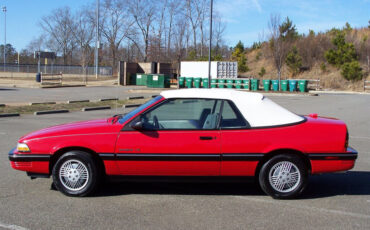 Pontiac-Sunbird-1990-Convertible-6