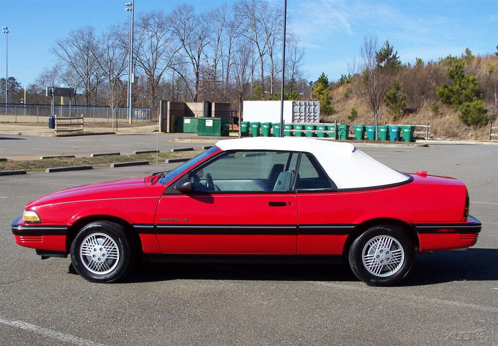 Pontiac-Sunbird-1990-Convertible-6