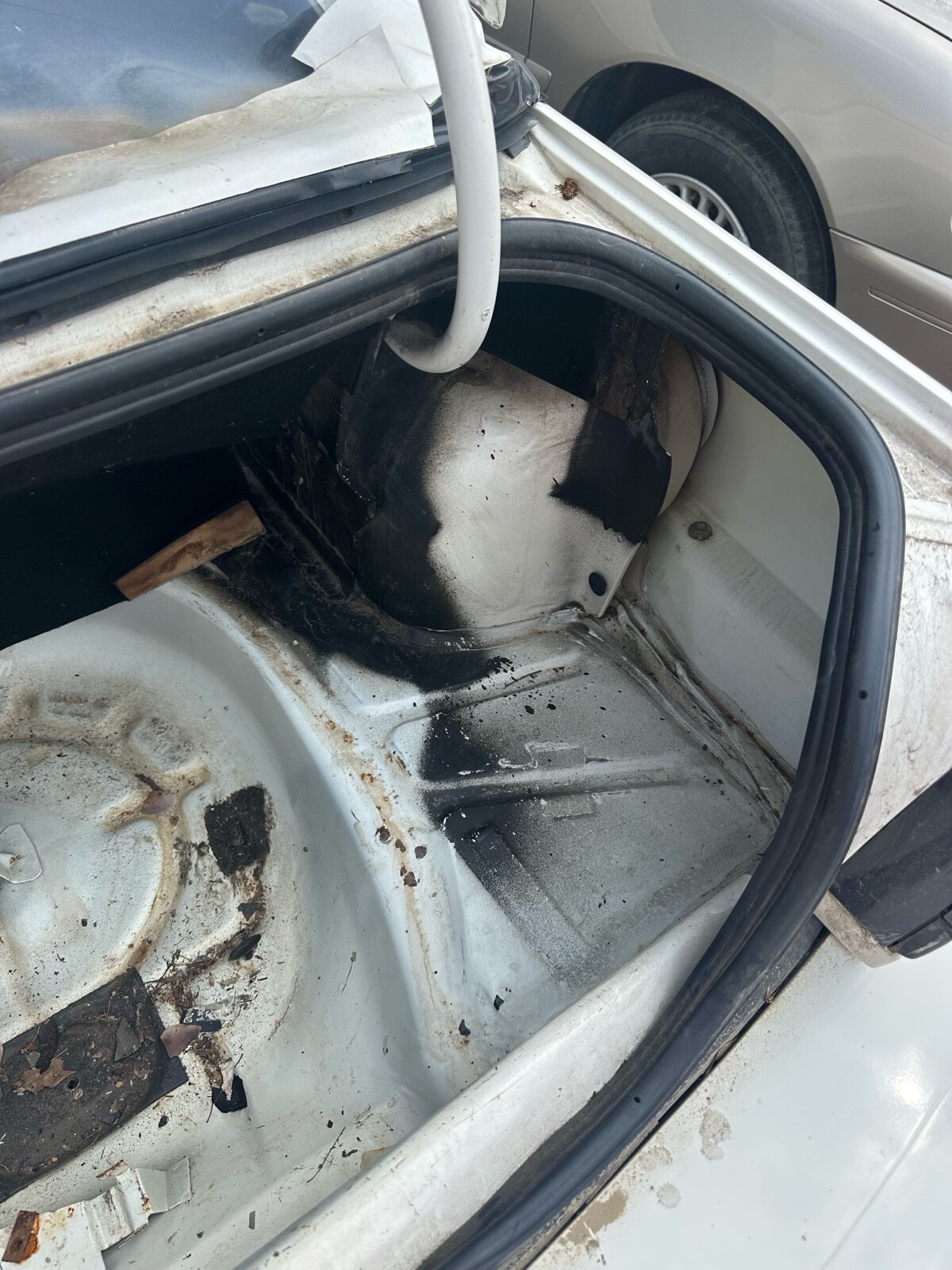 Pontiac-Sunbird-1992-13