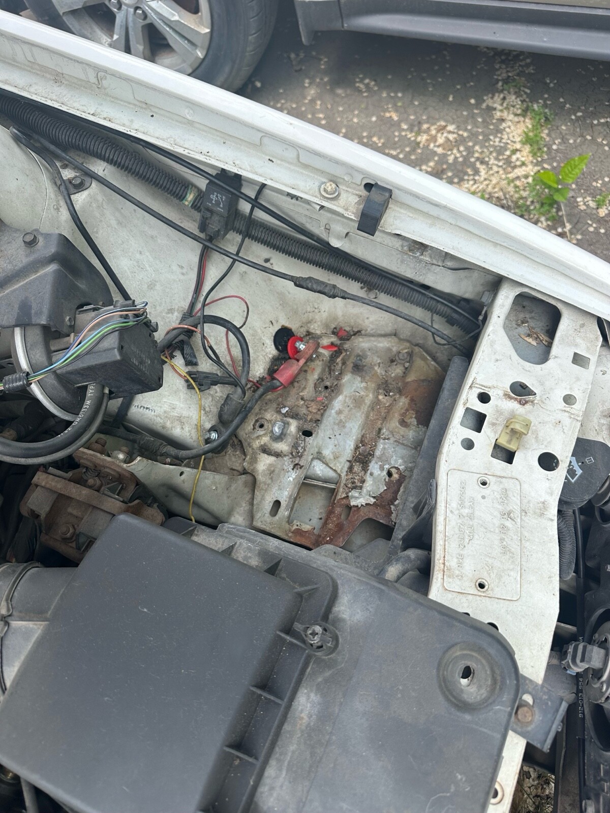 Pontiac-Sunbird-1992-18