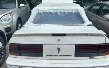 Pontiac-Sunbird-1992-2
