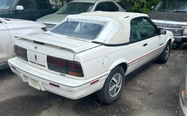 Pontiac-Sunbird-1992-4