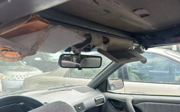 Pontiac-Sunbird-1992-9