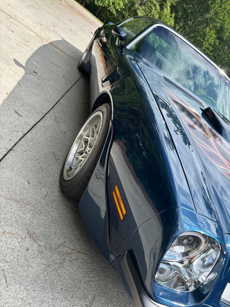 Pontiac-TRANS-AM-RESTOMOD-LS6-4-linked-big-brakes-car-is-1974-12