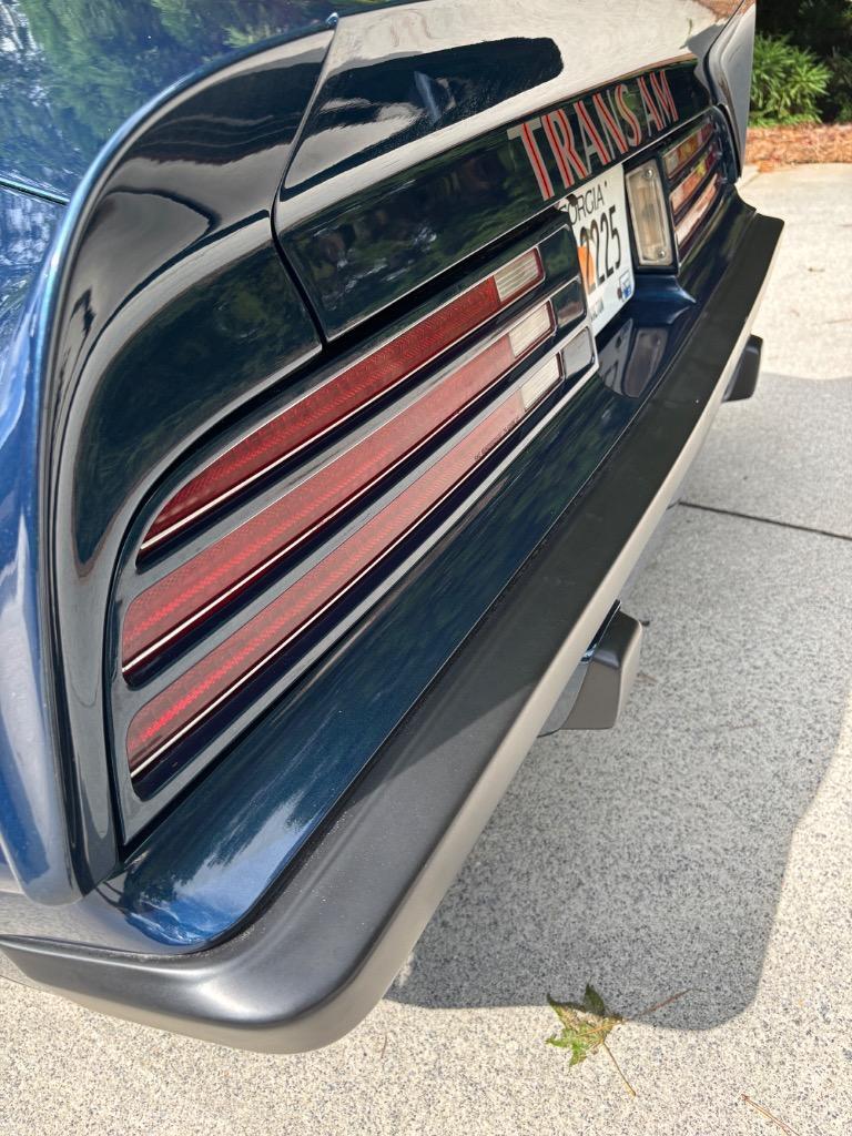 Pontiac-TRANS-AM-RESTOMOD-LS6-4-linked-big-brakes-car-is-1974-18