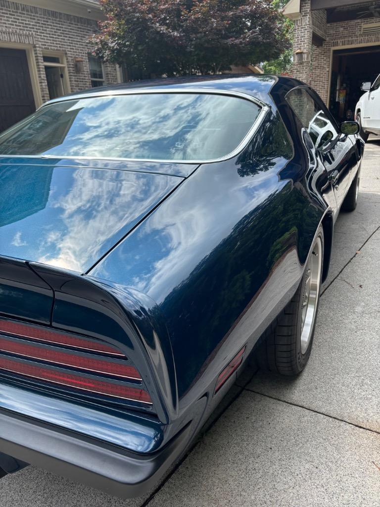 Pontiac-TRANS-AM-RESTOMOD-LS6-4-linked-big-brakes-car-is-1974-19