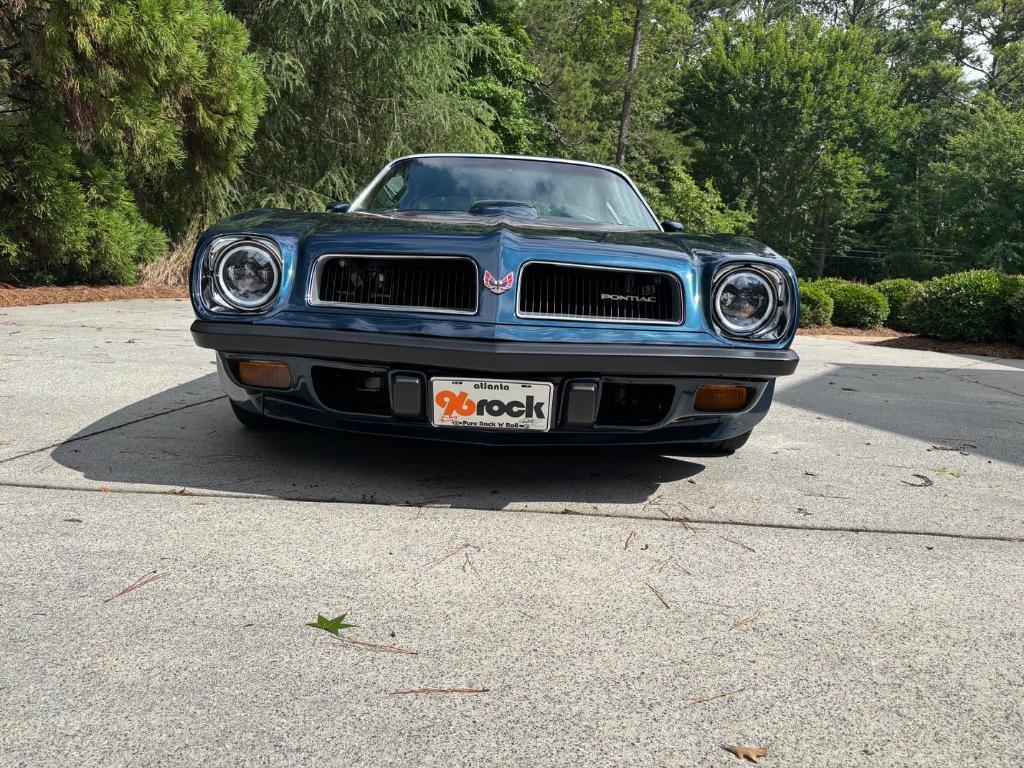 Pontiac-TRANS-AM-RESTOMOD-LS6-4-linked-big-brakes-car-is-1974-9