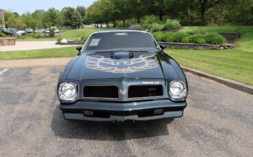 Pontiac-Trans-Am-1976-1