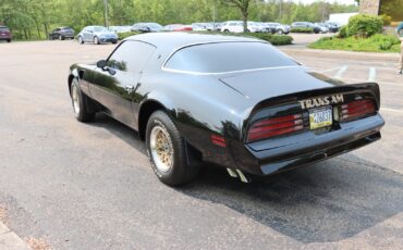 Pontiac-Trans-Am-1976-12