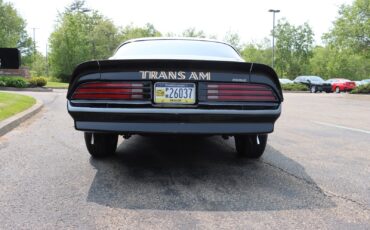 Pontiac-Trans-Am-1976-23