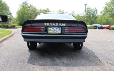 Pontiac-Trans-Am-1976-25