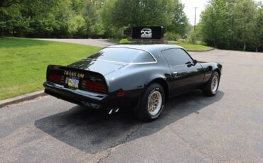 Pontiac-Trans-Am-1976-30