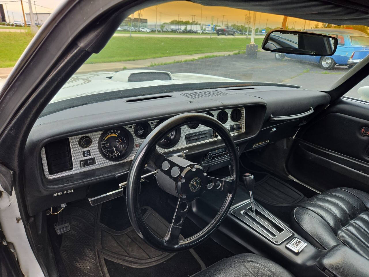 Pontiac-Trans-Am-1976-Coupe-12