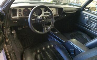 Pontiac-Trans-Am-1976-Coupe-5
