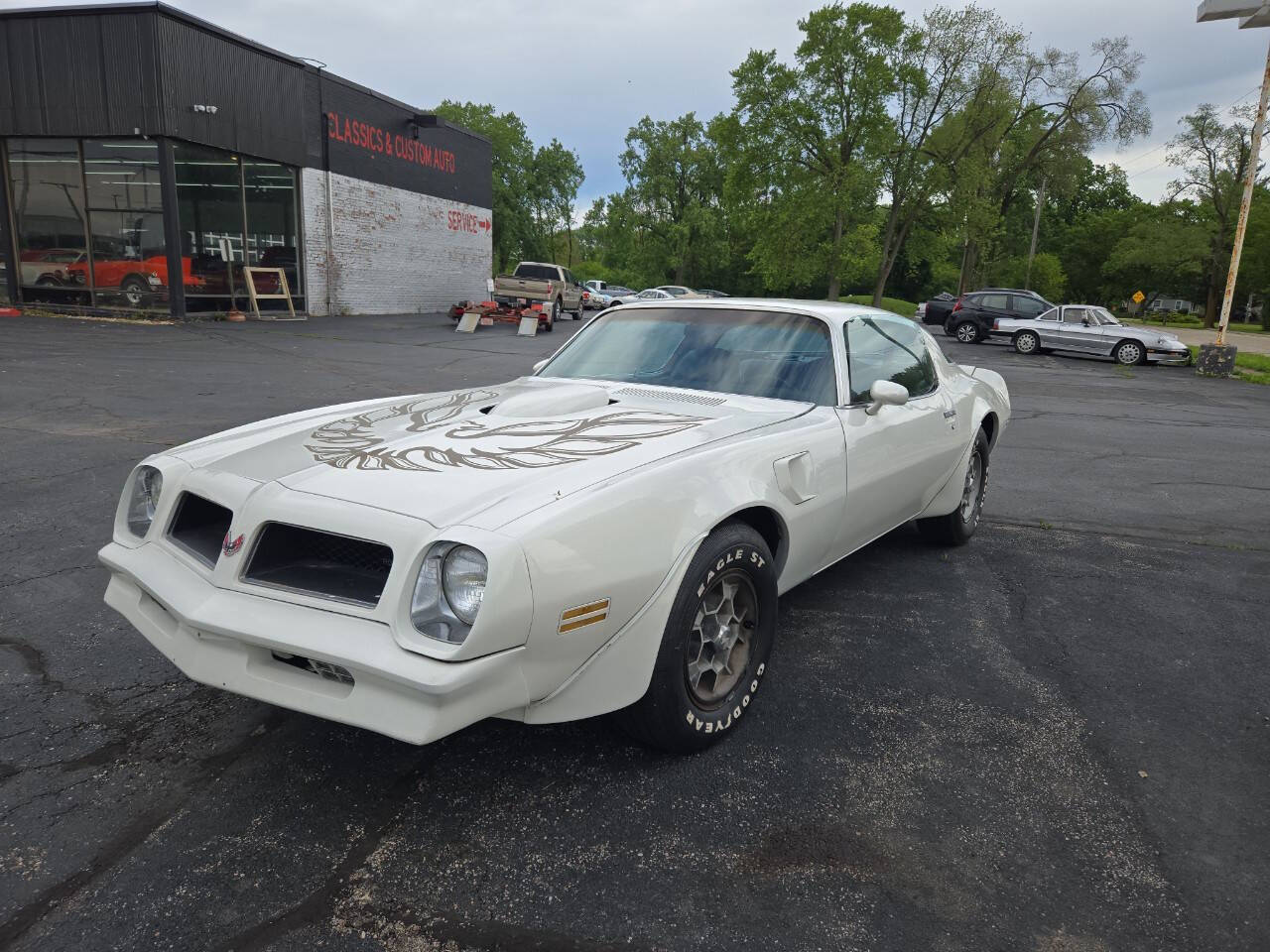 Pontiac-Trans-Am-1976-Coupe-6