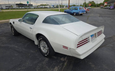 Pontiac-Trans-Am-1976-Coupe-8