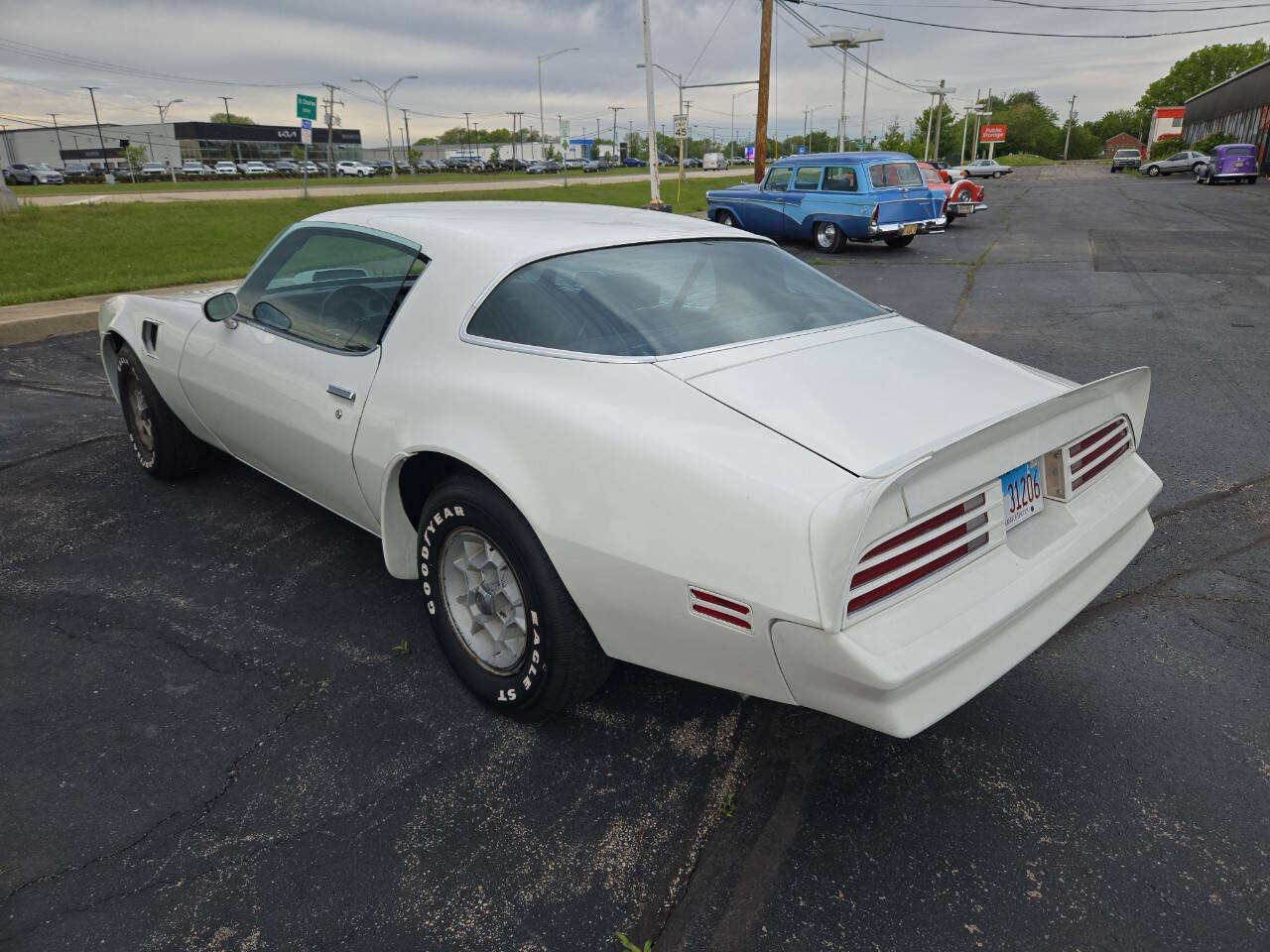 Pontiac-Trans-Am-1976-Coupe-8