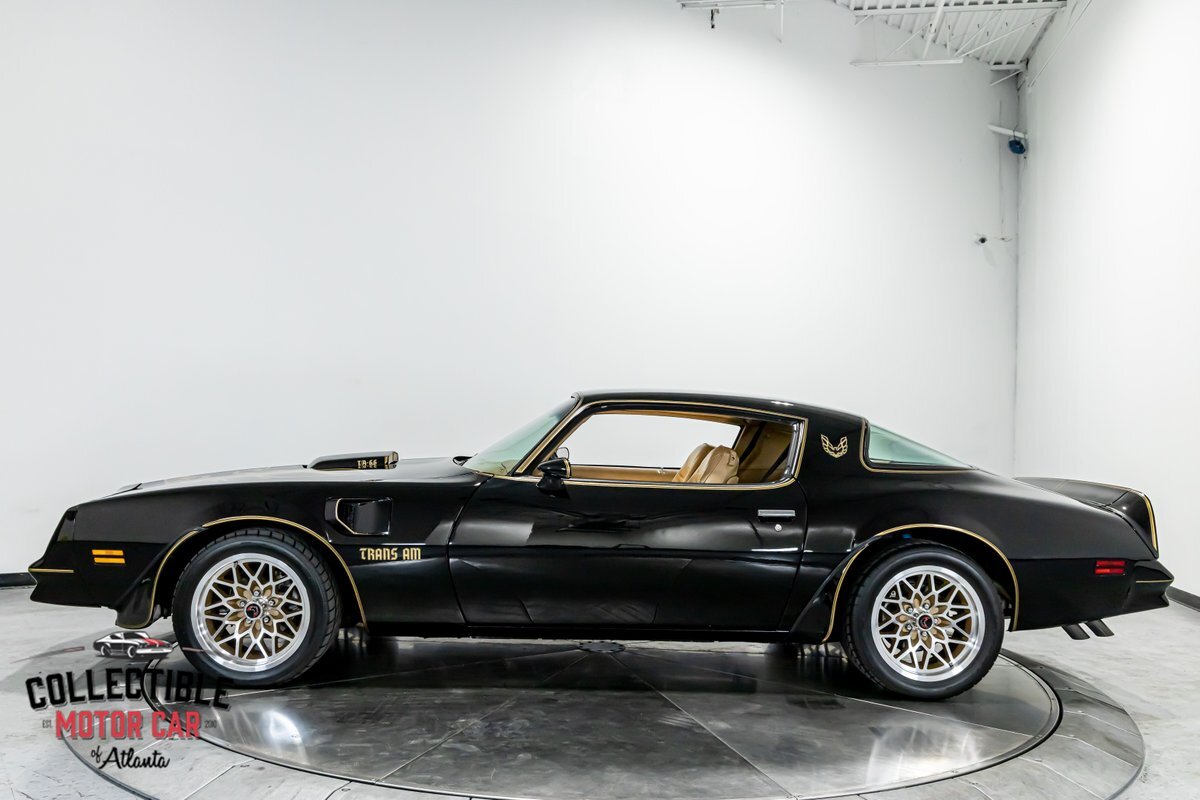 Pontiac-Trans-Am-1977-Coupe-14