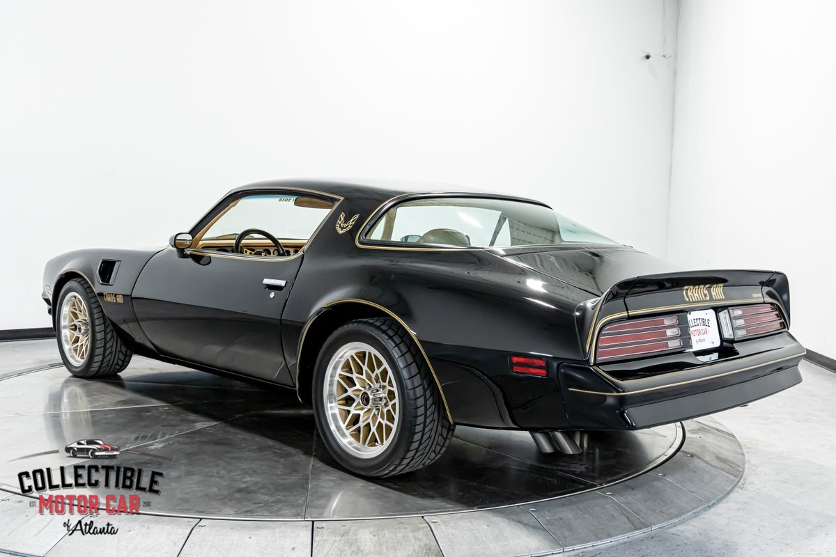 Pontiac-Trans-Am-1977-Coupe-17