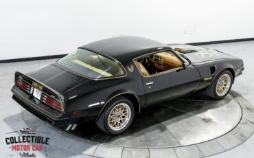 Pontiac-Trans-Am-1977-Coupe-37