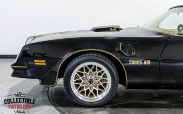 Pontiac-Trans-Am-1977-Coupe-39