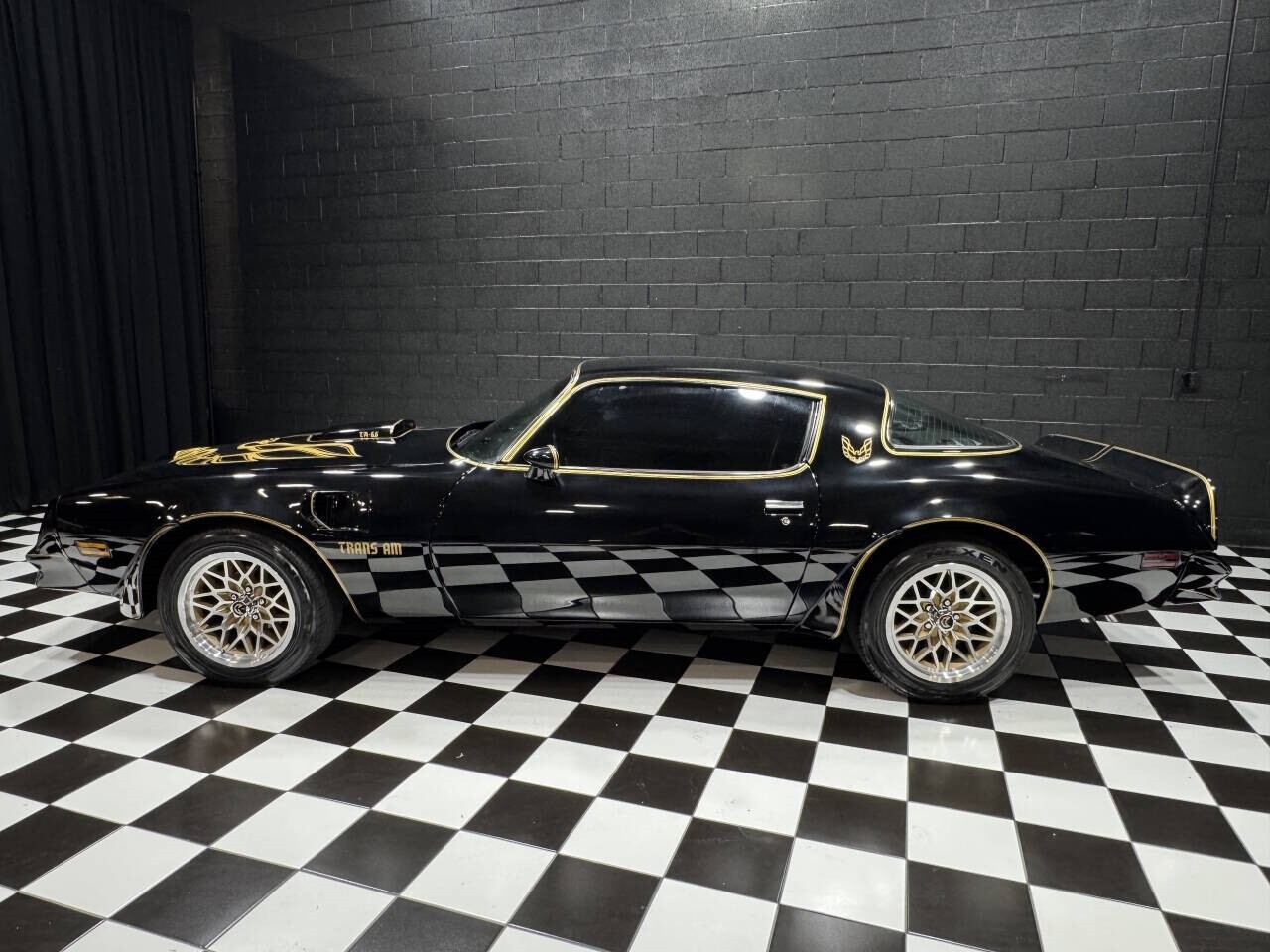 Pontiac-Trans-Am-1978-Coupe-10
