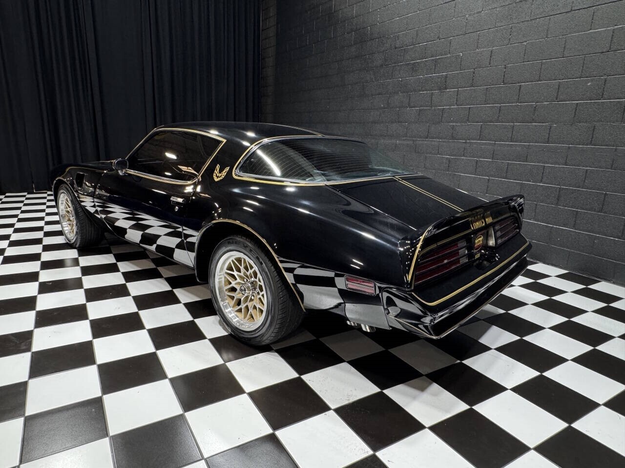 Pontiac-Trans-Am-1978-Coupe-11