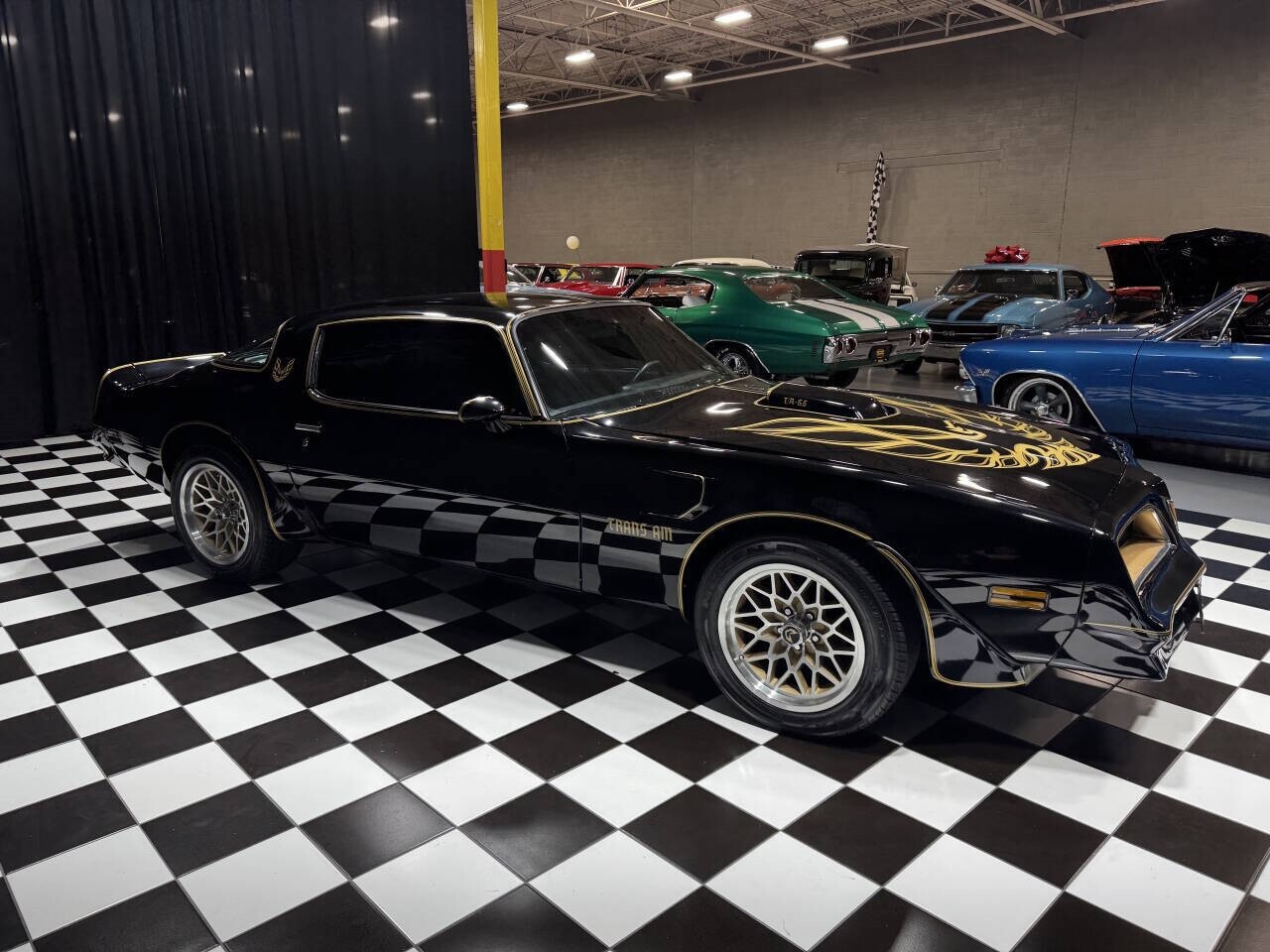 Pontiac-Trans-Am-1978-Coupe-13