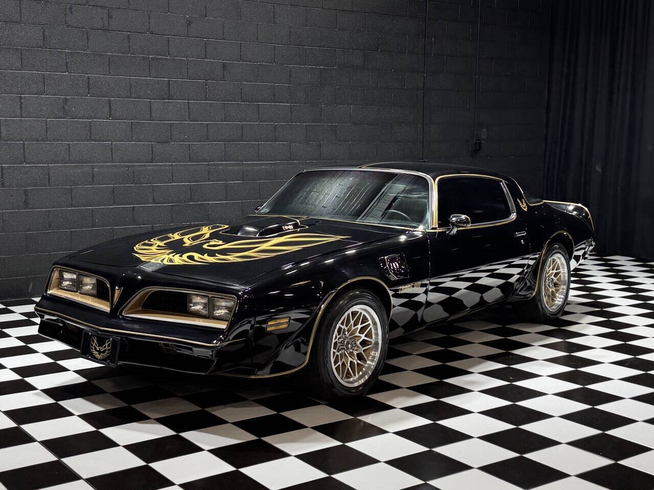 Pontiac-Trans-Am-1978-Coupe-7