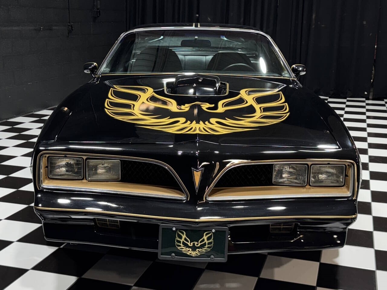 Pontiac-Trans-Am-1978-Coupe-9