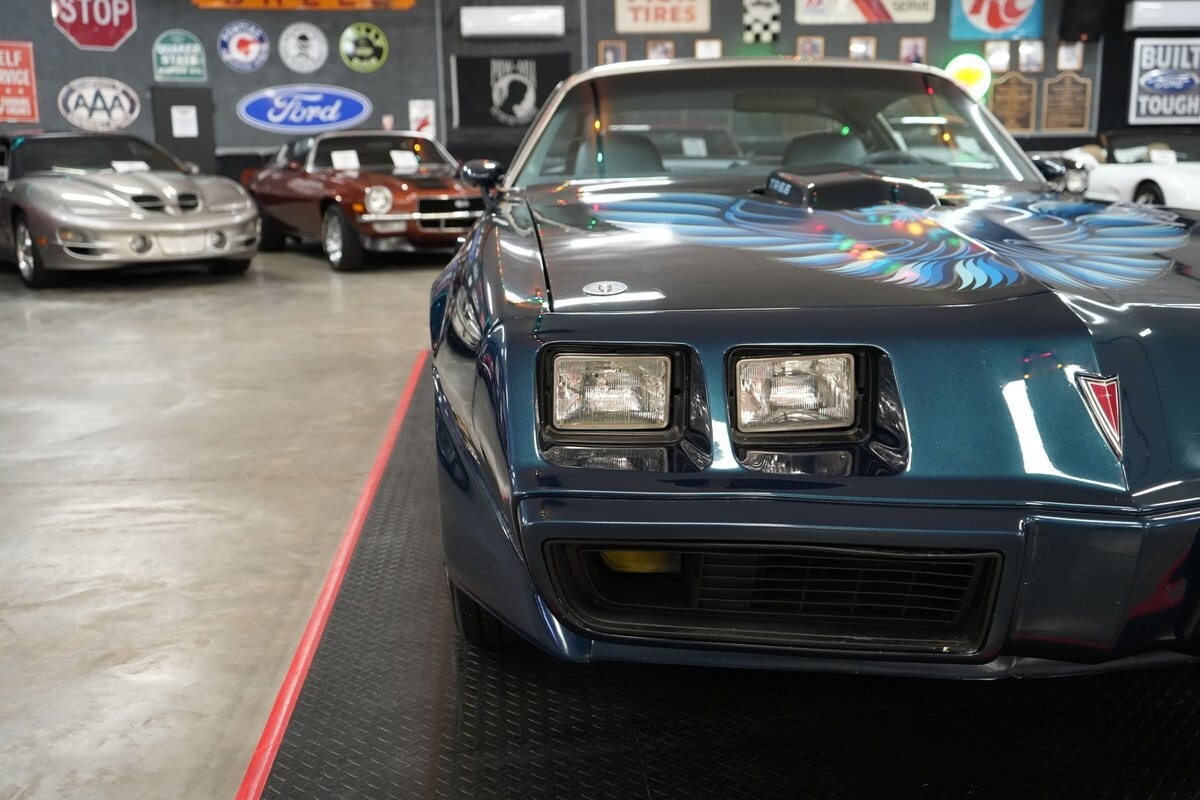 Pontiac-Trans-Am-1979-Coupe-28