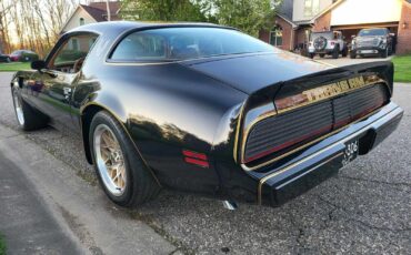 Pontiac-Trans-Am-1979-Sedan-5