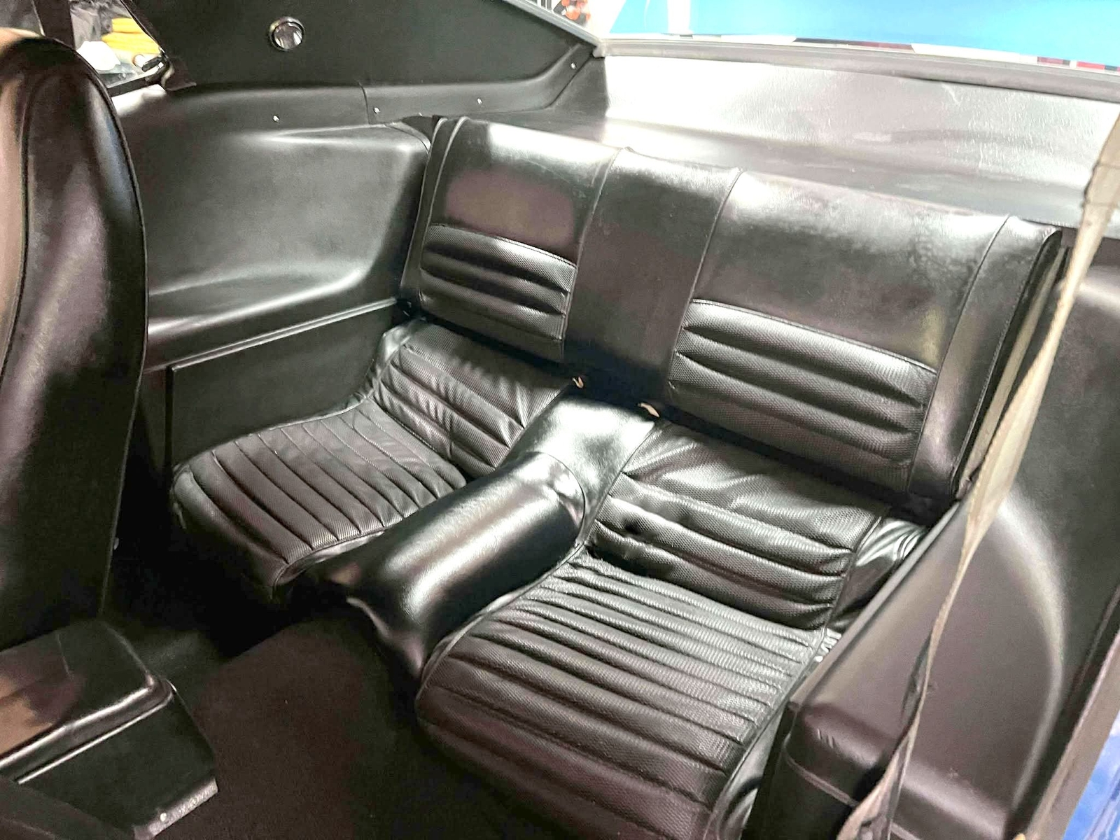 Pontiac-Trans-Am-1981-T-TOPS-16