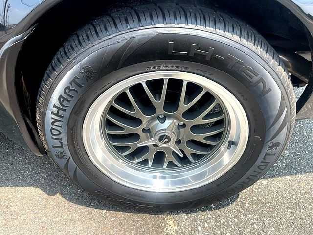 Pontiac-Trans-Am-1981-T-TOPS-19