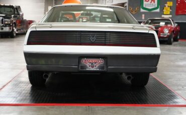 Pontiac-Trans-Am-1983-Coupe-21
