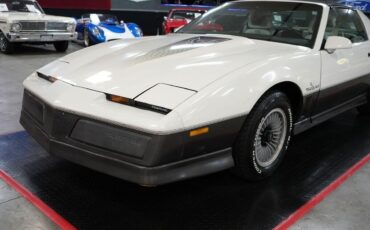 Pontiac-Trans-Am-1983-Coupe-34